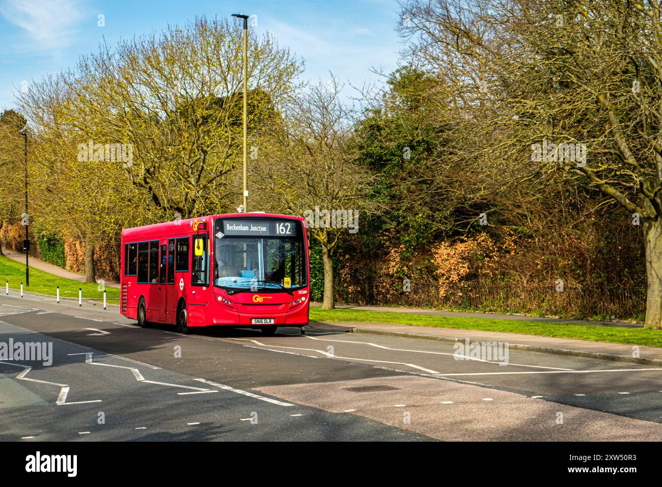 Continua Alexander Dennis Enviro200 London Transport Bus, Bexley Road, Eltham, Greater London Foto Stock