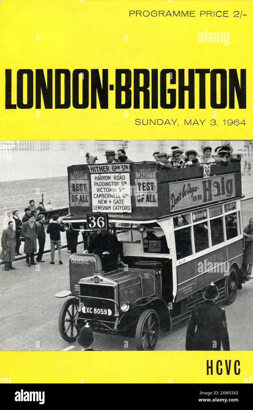 1964 – la copertina di un programma di souvenir pubblicato per accompagnare la London to Brighton Commemoration Run dello Historic Commercial Vehicle Club per veicoli commerciali d'epoca, tenutasi domenica 3 maggio 1964. La copertina raffigura una London General Omnibus Company del 1920, bus a motore aperto AEC tipo K, n. K424, numero di registrazione XC-8059. Route 36. Foto Stock 1964 – la copertina di un programma di souvenir pubblicato per accompagnare la London to Brighton Commemoration Run dello Historic Commercial Vehicle Club per veicoli commerciali d'epoca, tenutasi domenica 3 maggio 1964. La copertina raffigura una London General Omnibus Company del 1920, bus a motore aperto AEC tipo K, n. K424, numero di registrazione XC-8059. Route 36. Foto Stock
