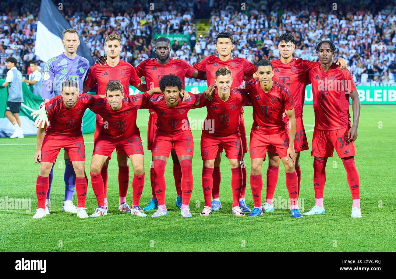 FCB teamphoto: Manuel NEUER, portiere FCB 1 Josip Stanisic, FCB 44 Dayot Upamecano, FCB 2 MinJae Kim, min-Jae Kim, FCB 3 Aleksandar Pavlovic, FCB 45 Mathys, FCB 39 Raphael Guerreiro, FCB 22 Thomas MUELLER, Mueller, FCB 25 Serge GNABRY, FCB 7 Joshua KIMMICH, JAMMAL KIMMICH, JAMMAL FCB 42 nella partita SSV ULM - FC BAYERN MUENCHEN 0-4 DFB-Pokal, Coppa di calcio tedesca, 1.round il 16 agosto 2024 a Ulm, Germania. Stagione 2024/2025 fotografo: Immagini ddp/STAR-images - LE NORMATIVE DFB VIETANO QUALSIASI USO DI FOTOGRAFIE come SEQUENZE DI IMMAGINI e/o QUASI-VIDEO - Foto Stock