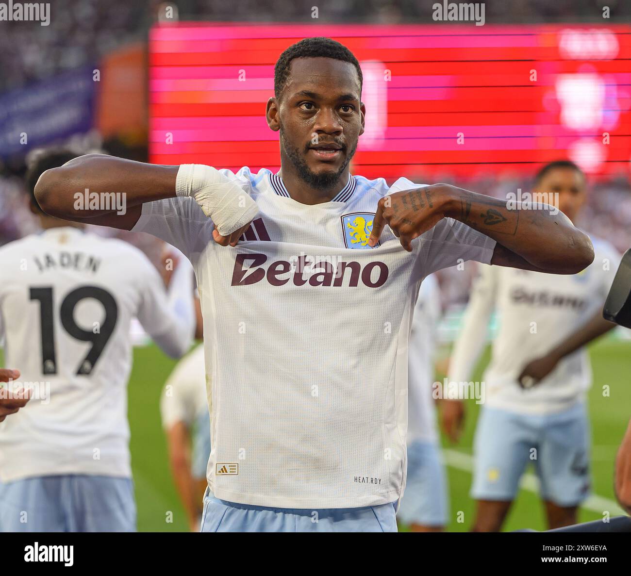 Londra, Regno Unito. 17 agosto 2024 - West Ham United contro Aston Villa - Premier League - London Stadium. Jhon Durán celebra il suo gol vincente. Crediti immagine: Mark Pain / Alamy Live News Foto Stock