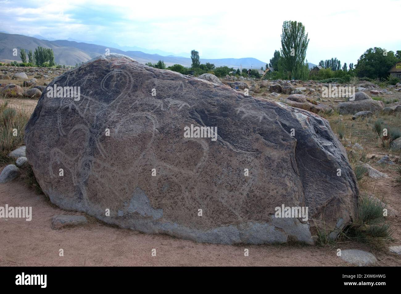 Museo di petroglifi all'aperto in Kirghizistan Foto Stock