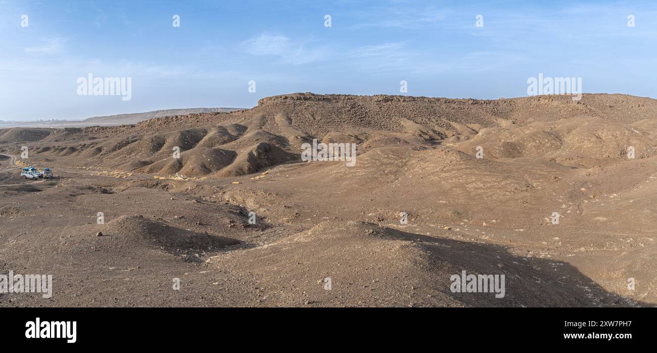 In viaggio verso una creazione ultraterrena nel lago Abbe, Gibuti Foto Stock