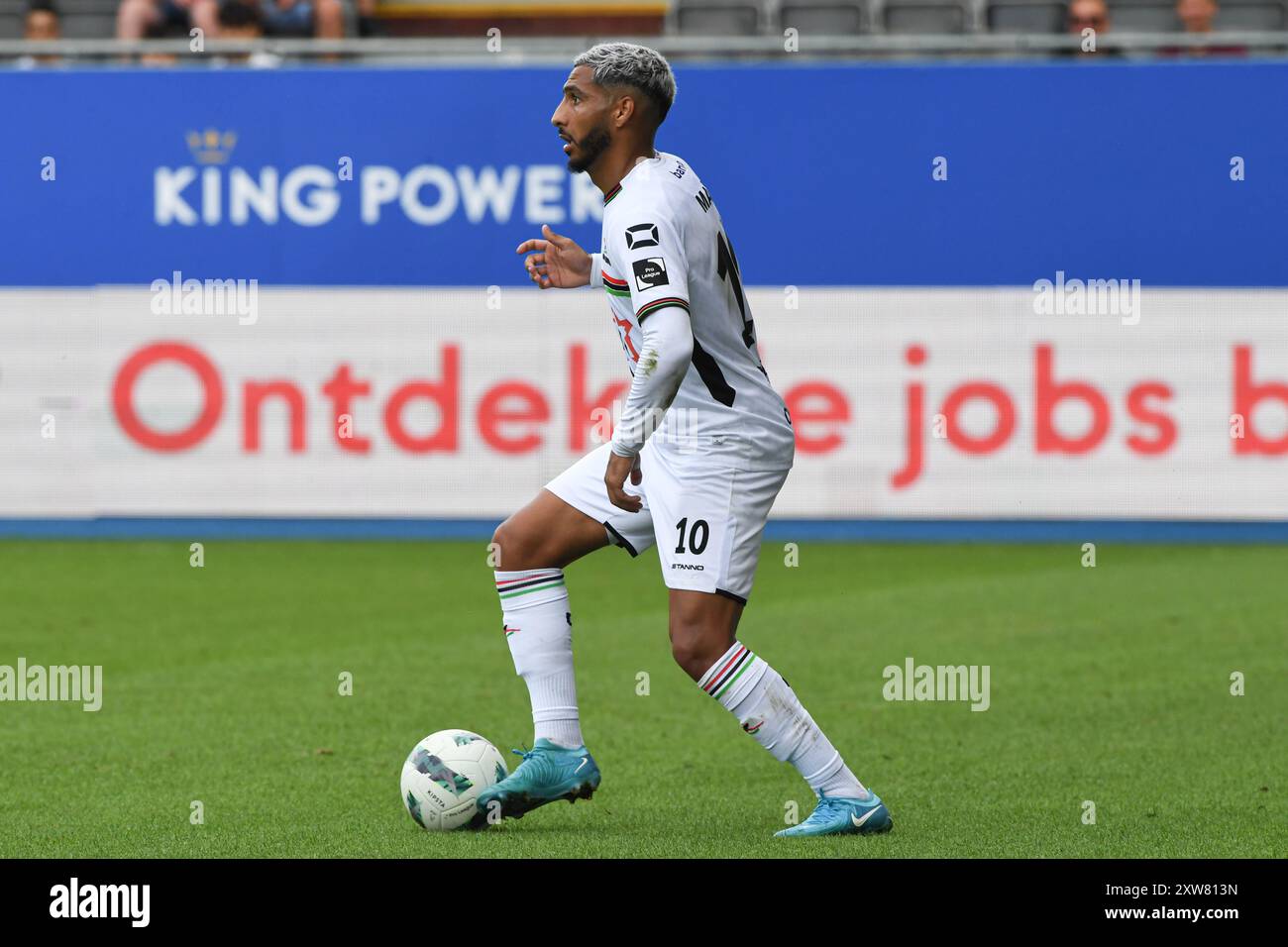 Youssef Maziz dell'OHL raffigurato in azione durante una partita di calcio tra OH Leuven e Cercle Brugge, domenica 18 agosto 2024 a Lovanio, il quarto giorno della stagione 2024-2025 della "Jupiler Pro League" prima divisione del campionato belga. BELGA FOTO JILL DELSAUX Foto Stock