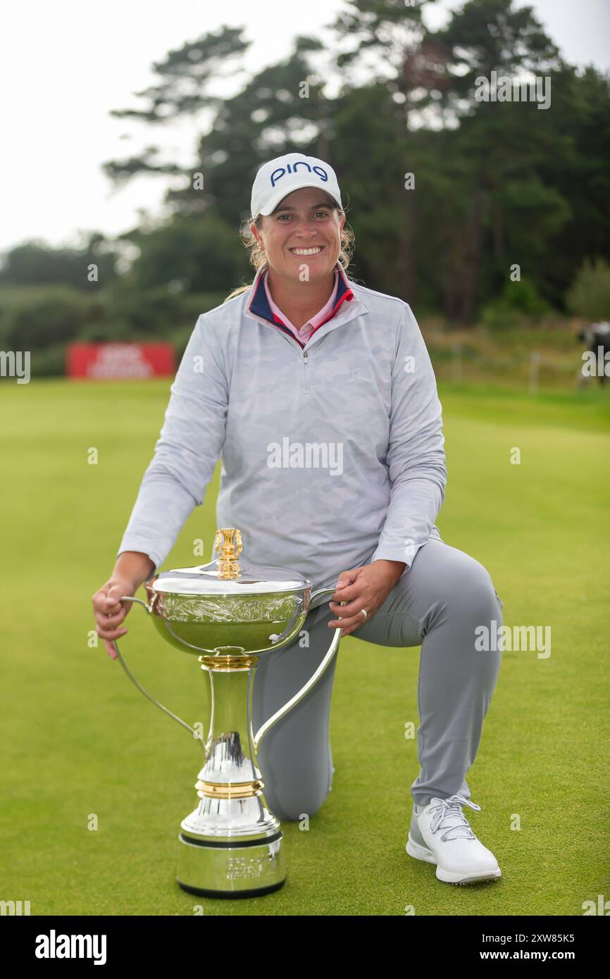 North Ayrshire, Regno Unito. 18 agosto 2024. Lauren Coughlin, campionessa ISPS HANDA del 2024 dello Scottish Open di Dundonald Links. Crediti: Tim Gray/Alamy Live News Foto Stock