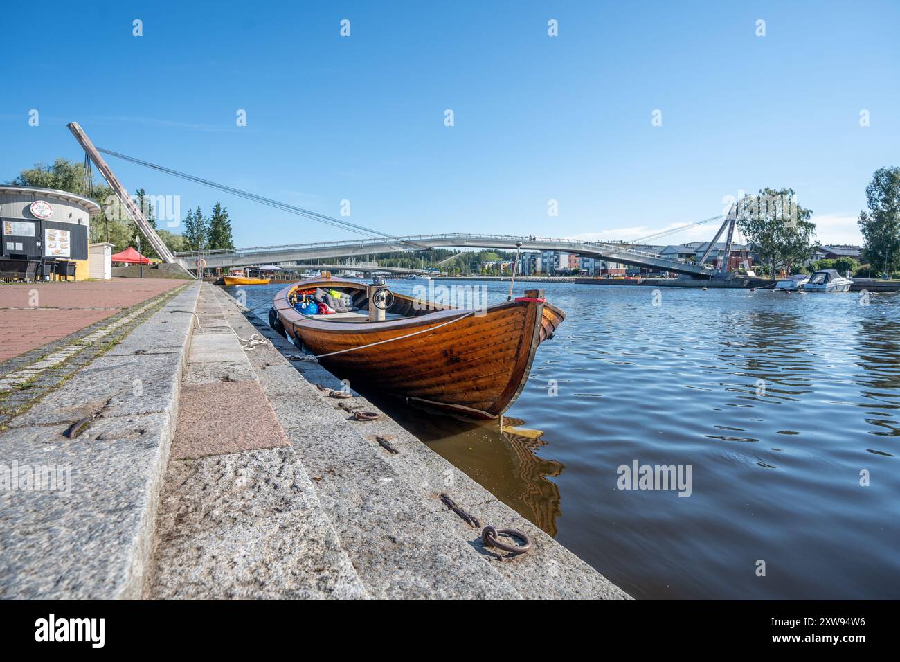 Barca nella città finlandese di Porvoo Foto Stock