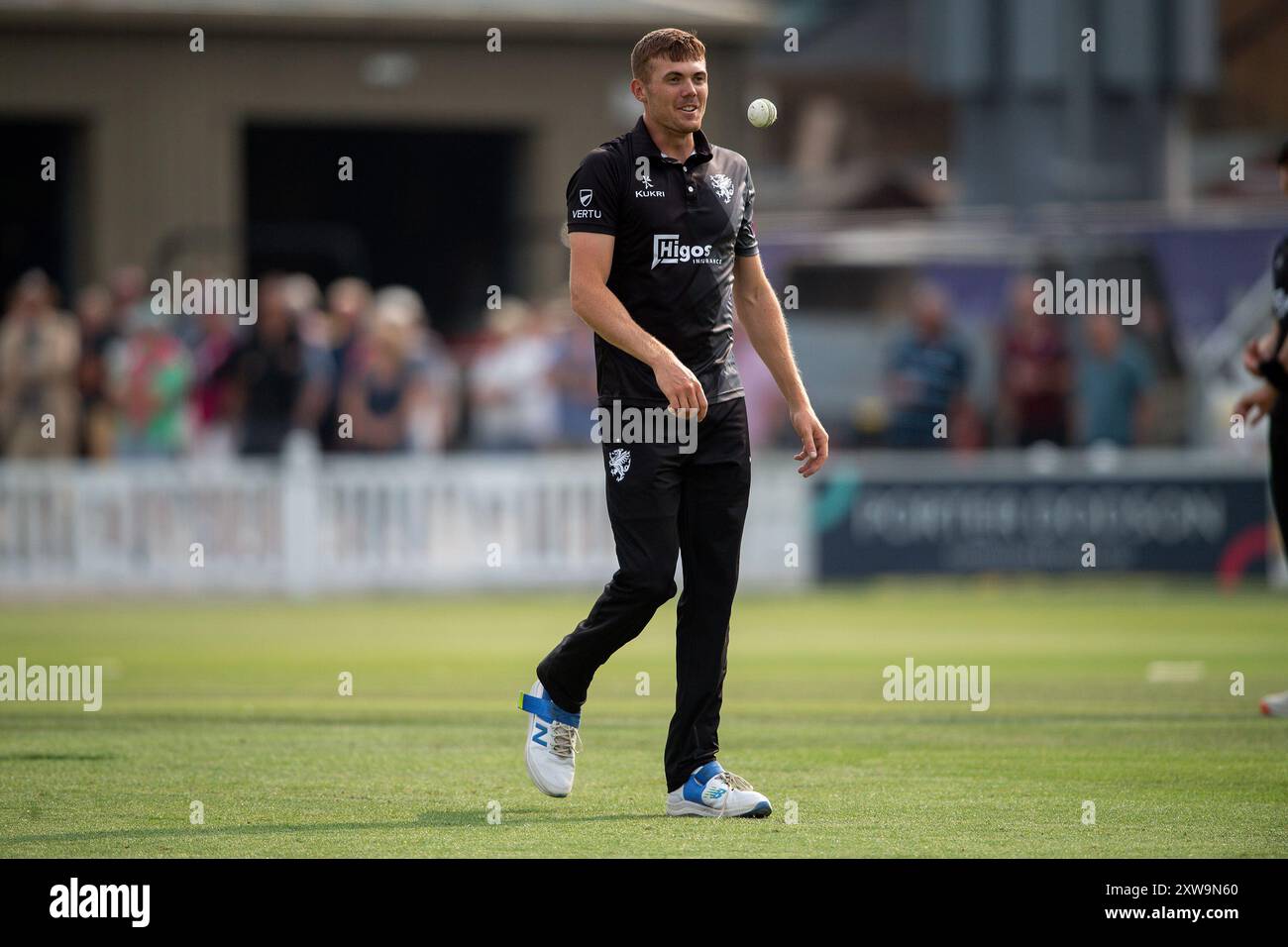 Taunton, Regno Unito. 18 agosto 2024. Kasey Aldridge di Somerset durante la semifinale della Metro Bank One Day Cup tra Somerset e Leicestershire al Cooper Associates County Ground. Crediti: Dave Vokes/Alamy Live News Foto Stock