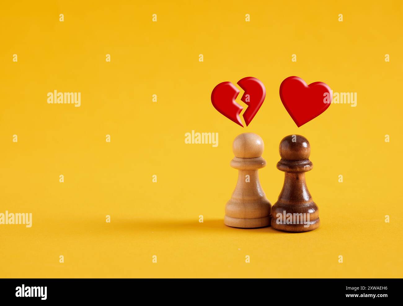 Amore o relazione unilaterale. Cuore spezzato in una storia d'amore. Foto Stock