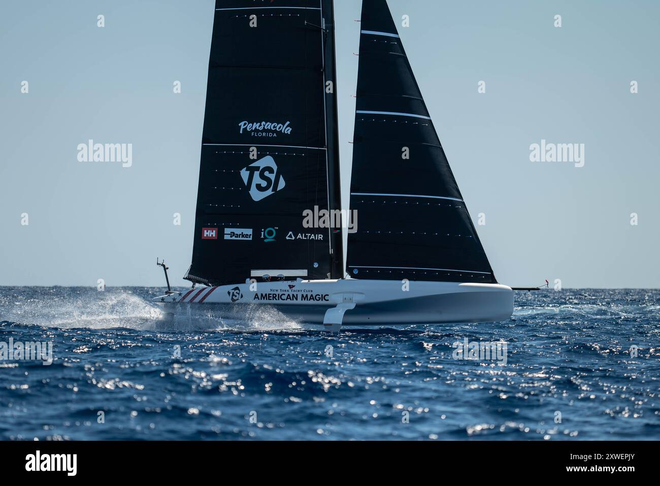 37° AMERICA'S CUP TEAM, Copa America· New York Yacht Club American Magic Boat America (AC40 Class) (USA) l'American Team salpando a Barcellona. Cat Foto Stock