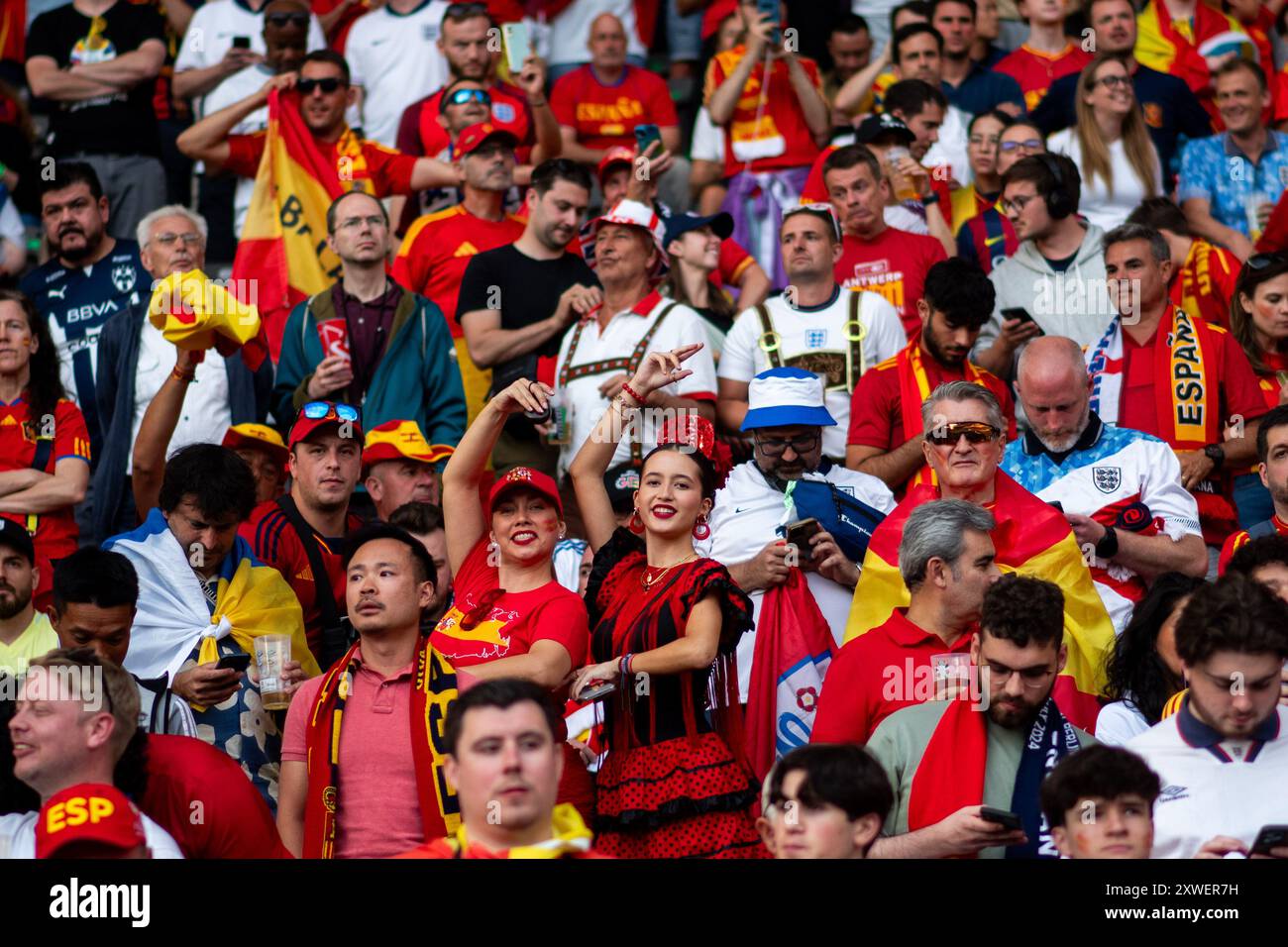 Fans von Spanien, GER, Spagna (ESP) vs Inghilterra (ENG), Fussball Europameisterschaft, UEFA EURO 2024, finale, 14.07.2024 foto: Eibner-Pressefoto/Michael Memmler Foto Stock