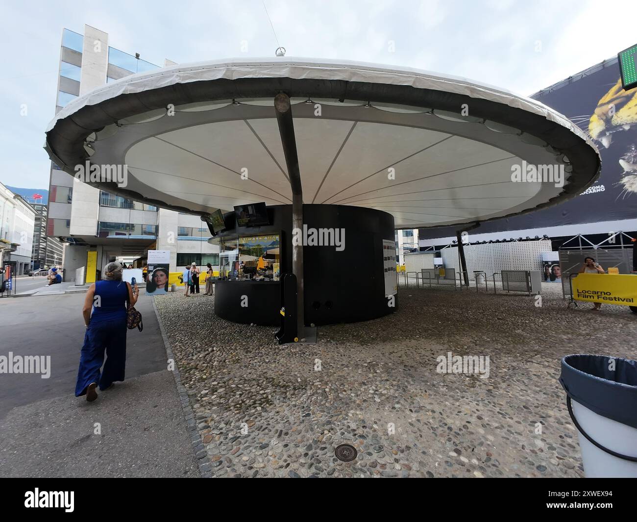 LOCARNO, SVIZZERA - 15 AGOSTO 2024: 77a edizione del festival internazionale del cinema di Locarno , la biglietteria nella piazza principale Foto Stock