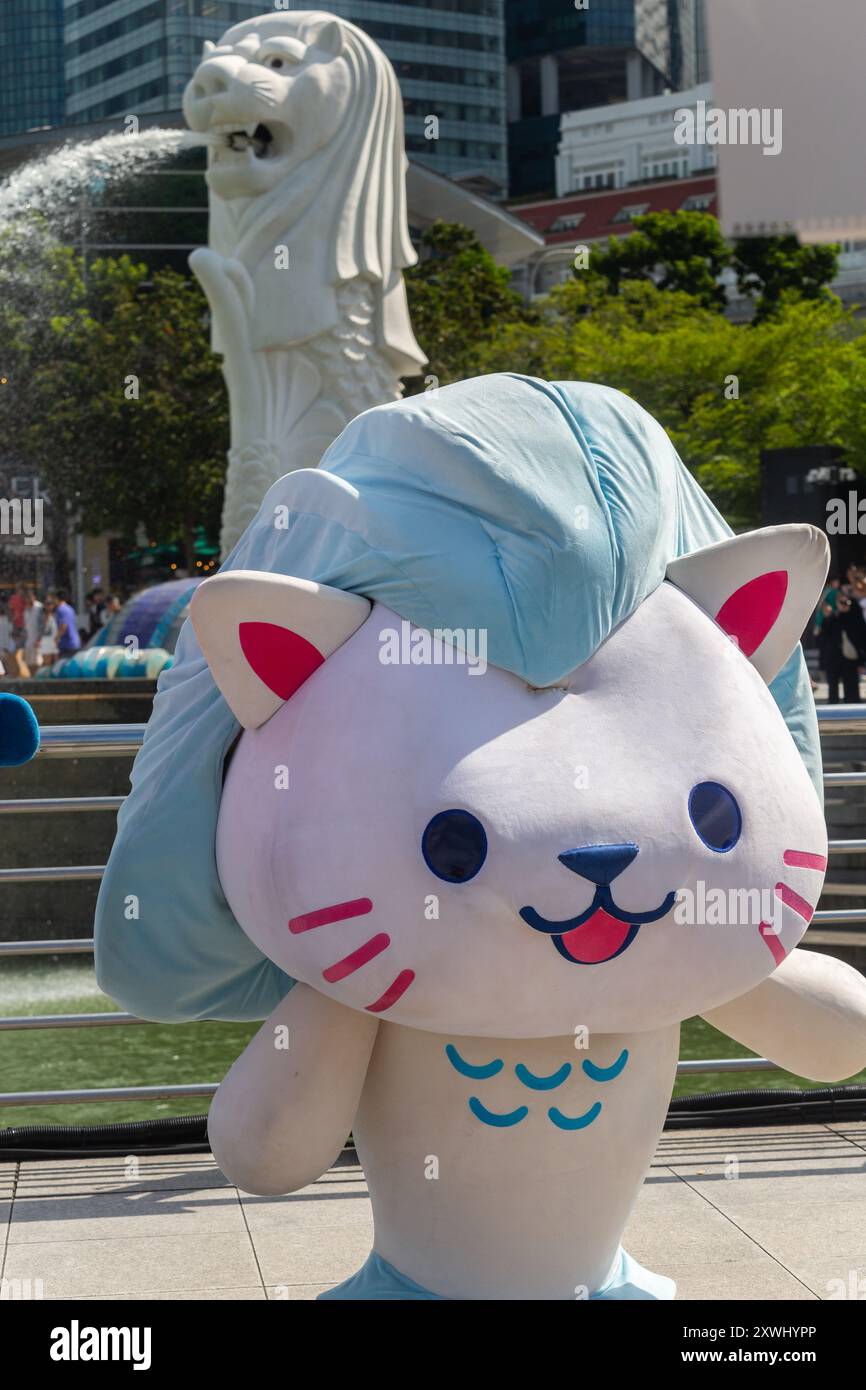 19 agosto 2024. Simpatica mascotte di Merlion, bambino della statua di Merlion al Merlion Park. Singapore. Foto Stock