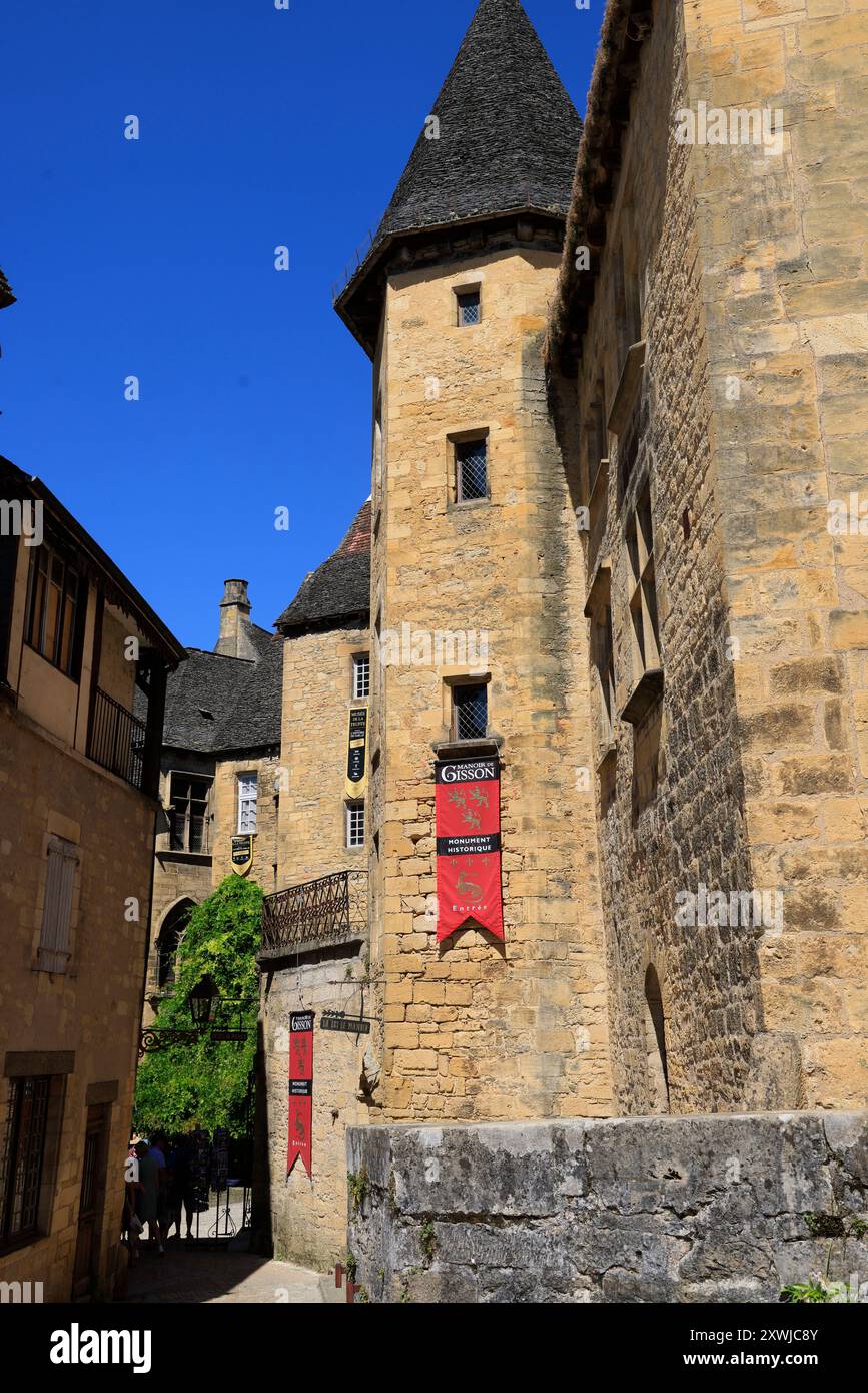 Sarlat piccola città medievale capitale del Périgord Noir nel sud-ovest della Francia. Storia, architettura, commercio, turismo. Sarlat, Périgord, Dordog Foto Stock