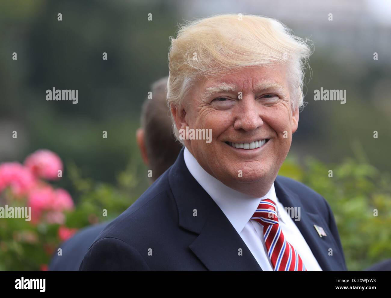 Donald Trump, 45 anni. US Präsident G 7 Summit 2017 a Taormina / Italia Donald Trump, 45. US Präsident Sammy Minkoff Langaeckerstrasse 12 82279 Eching am Ammersee Tel: 49-171-426 49 72, Taormina Sizilien Italien *** Donald Trump, 45 Presidente degli Stati Uniti G 7 Summit 2017 a Taormina Italia Donald Trump, 45 Presidente degli Stati Uniti Sammy Minkoff Langaeckerstrasse 12 82279 Eching am Ammersee Tel 49 171 426 49 72, Taormina Sicilia Italia nessun rilascio di modelli Foto Stock