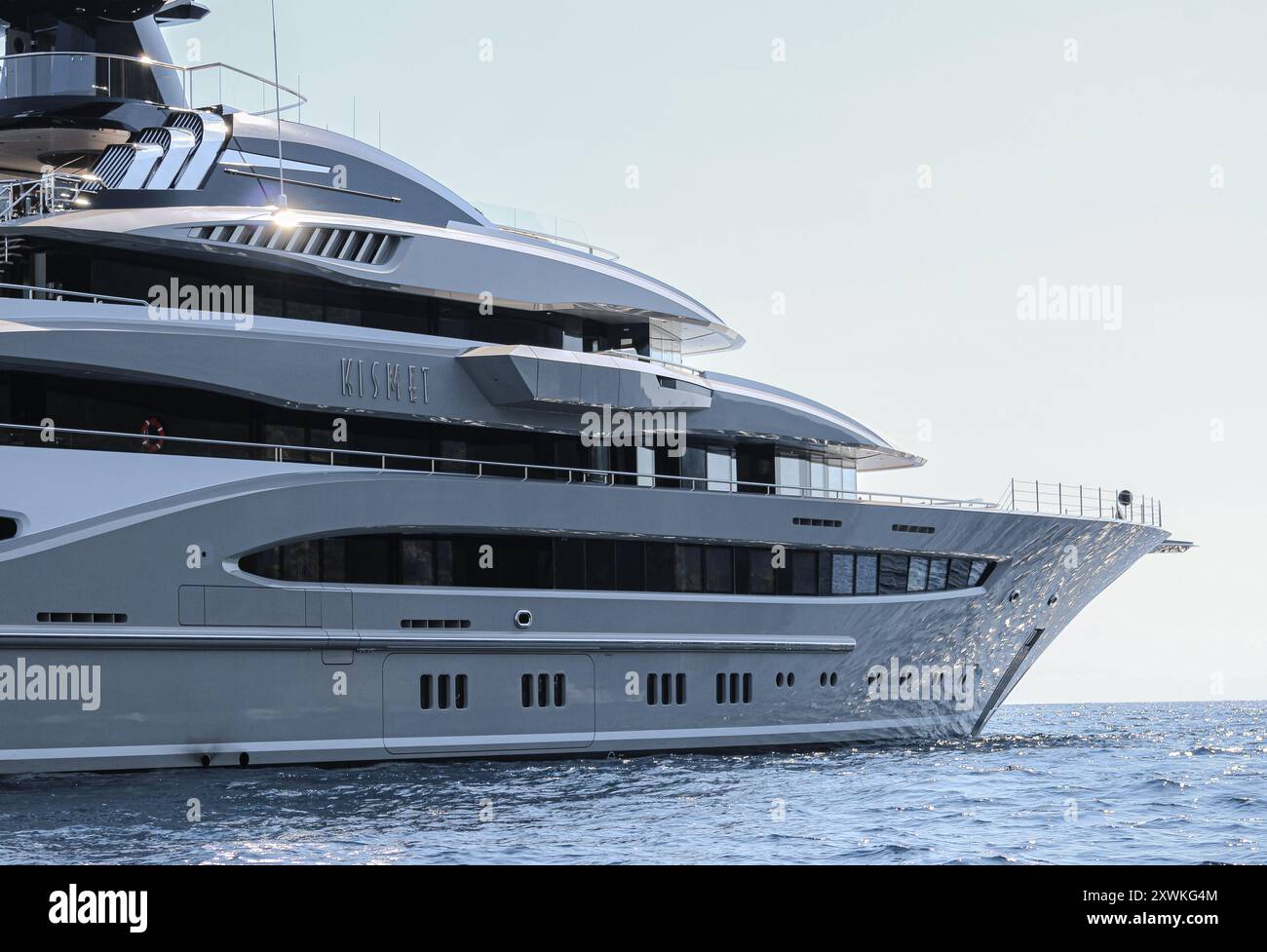 Superyacht di lusso KISMET, di proprietà del miliardario pakistano-americano Shahid Khan (2023: Venduto a Eric Schmidt, rinominato WHISPER), attività di noleggio di navi Foto Stock