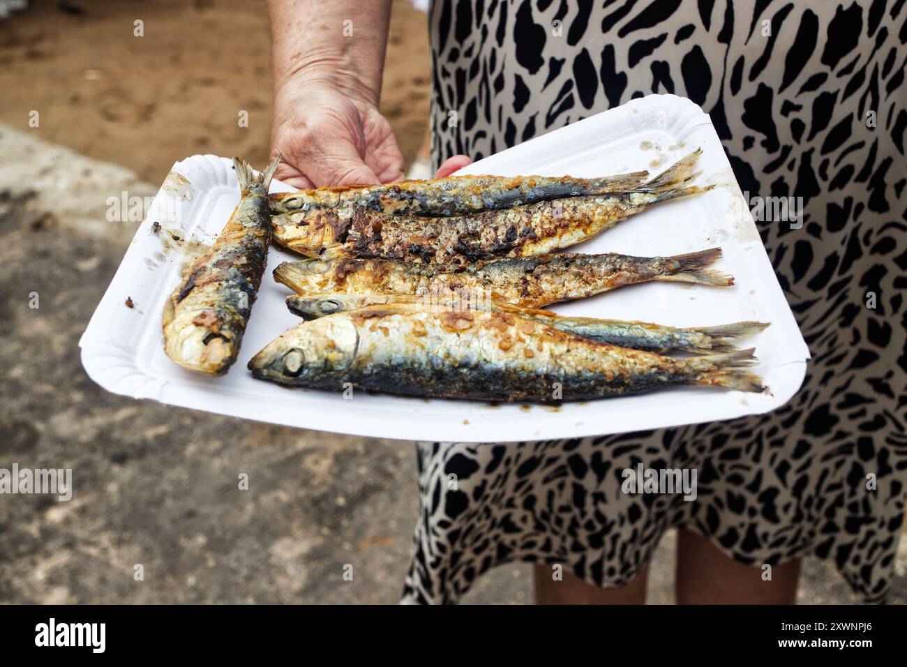 Festival della sardina, a Candás, Asturie, Spagna. Sul Paseo de San Antonio. È un festival popolare. Foto Stock