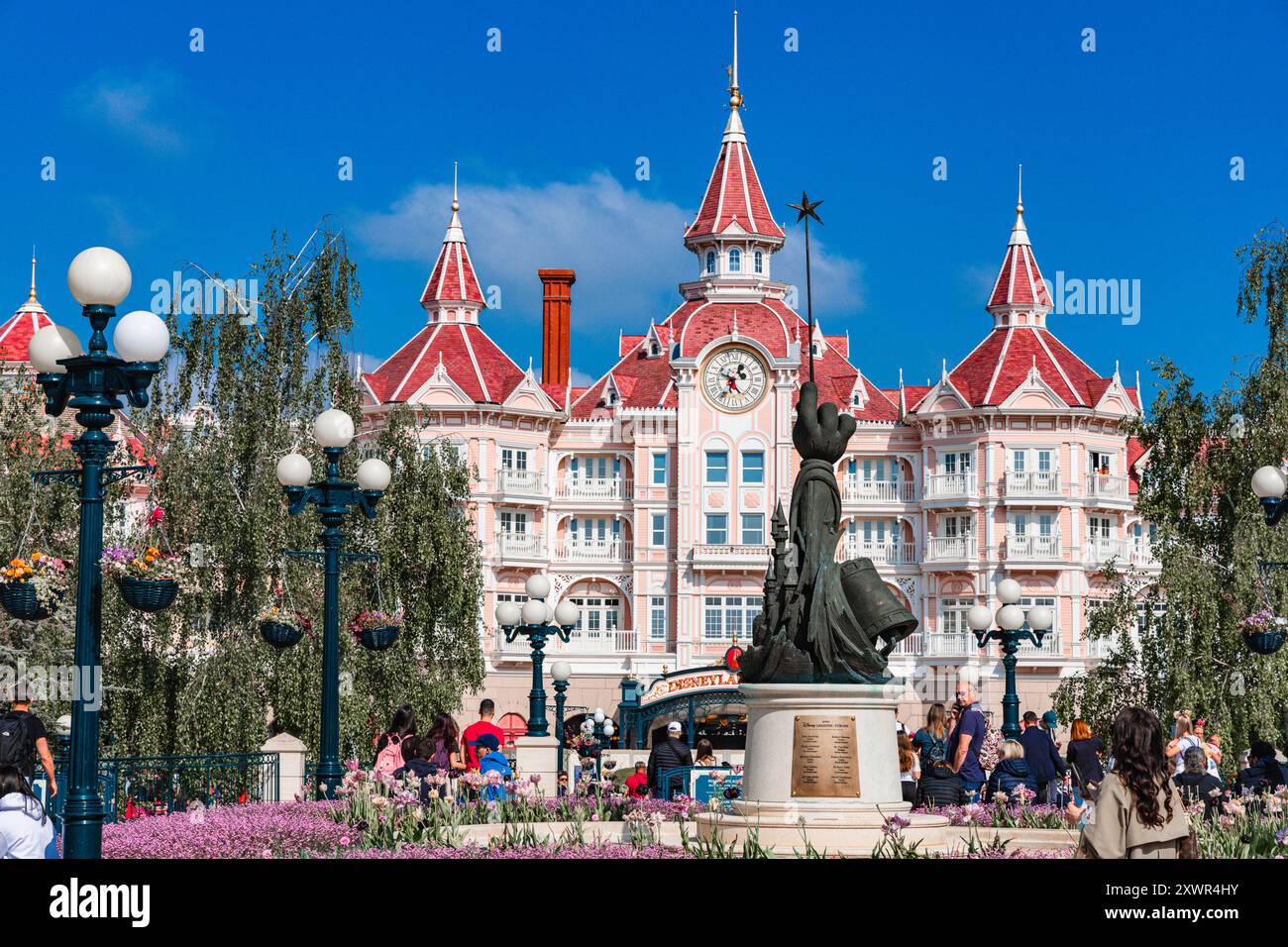 Disneyland Hotel Paris e ingresso a Disneyland Paris Foto Stock