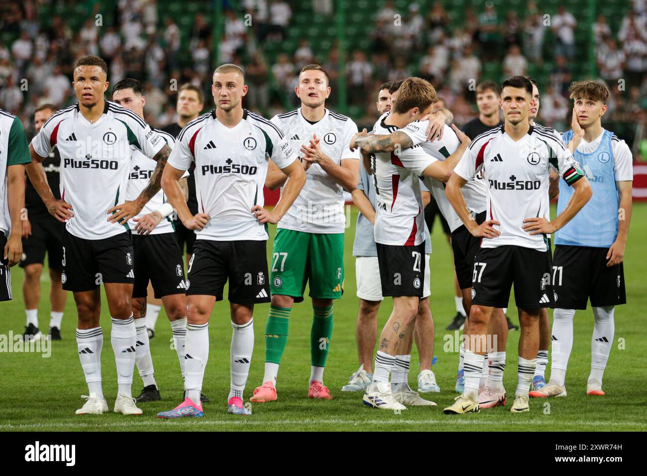 Varsavia, Polonia. 15 agosto 2024. Giocatori del Legia Warszawa visti durante la partita di UEFA Conference League 2024/2025 tra Legia Warszawa - Brondby IF al Marshall Jozef Pilsudskis Municipal Stadium di Legia Varsavia. Punteggio finale; Legia Warszawa 1:1 Brondby IF. (Foto di Grzegorz Wajda/SOPA Images/Sipa USA) credito: SIPA USA/Alamy Live News Foto Stock