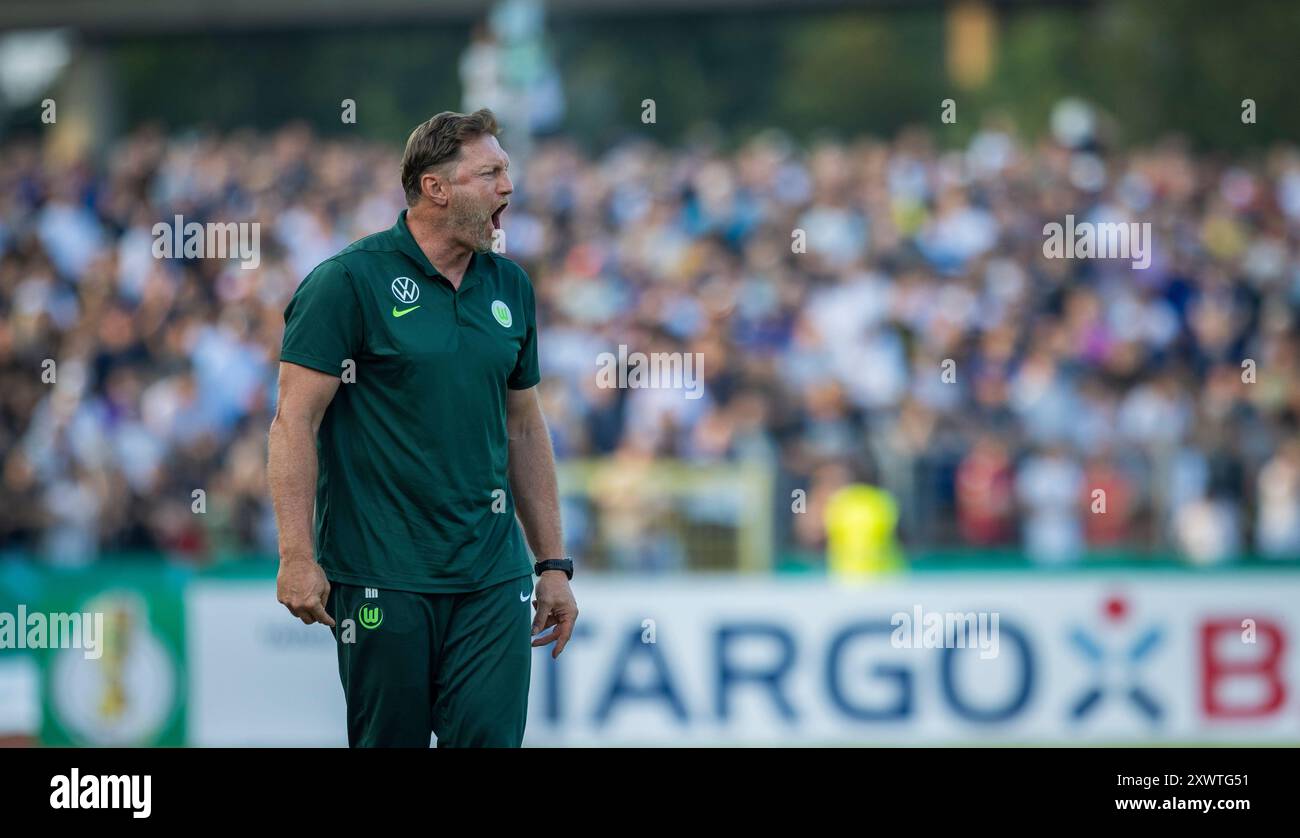 Coblenza, Germania. 19 agosto 2024. Formatore Ralph Hasenhüttl (Wolfsburg) tu Koblenz - VfL Wolfsburg 19.08.2024 Copyright (nur für journalistische Zwe Foto Stock