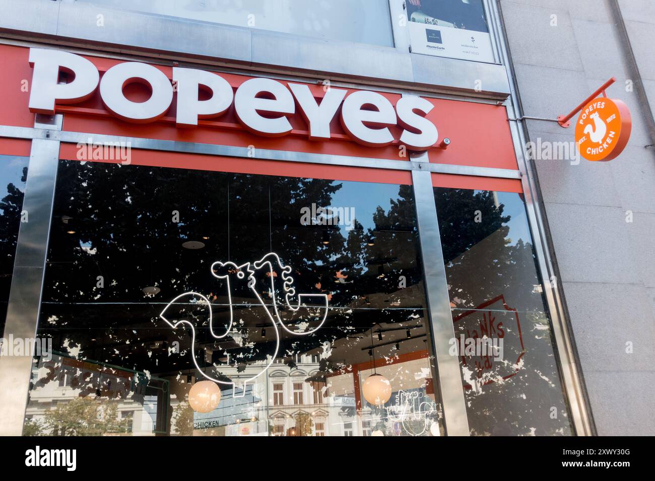 Catena di fast food Popeyes, negozio, logo Popeyes Praga Repubblica Ceca Foto Stock