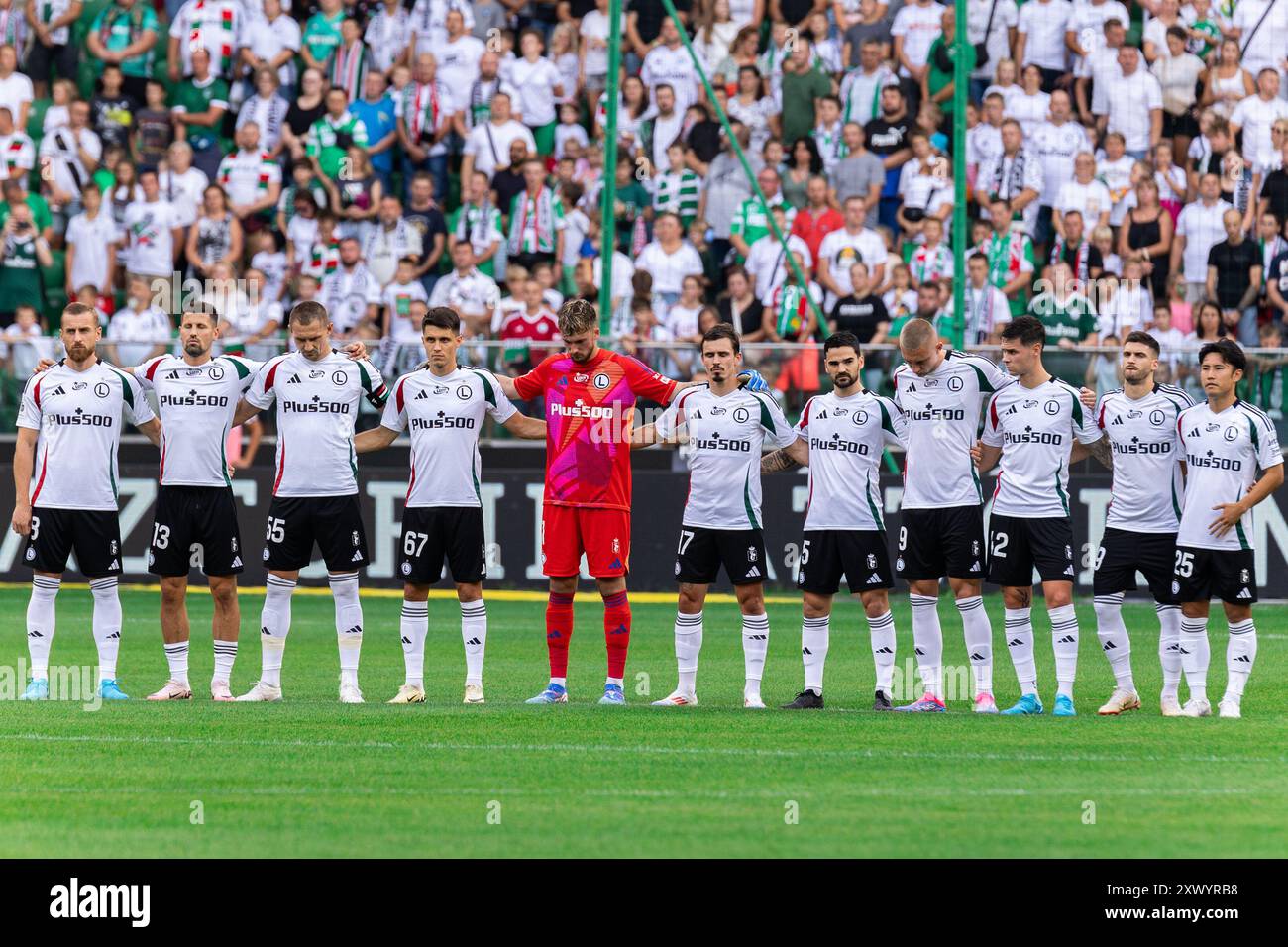 La squadra del Legia Warszawa si vede durante la partita polacca di PKO Bank Polski Ekstraklasa League tra Legia Warszawa e Radomiak Radom al Marshal Jozef Pilsudski Legia Warsaw Municipal Stadium. Punteggio finale; Legia Warszawa 4:1 Radomiak Radom. (Foto di Mikolaj Barbanell / SOPA Images/Sipa USA) Foto Stock