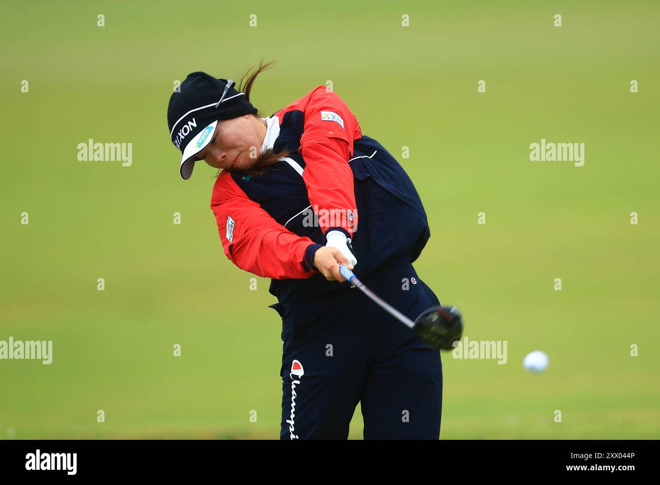 21 agosto 2024; Old Course at St Andrews, St Andrews, Fife, Scozia; AIG Womens Open Golf, Practice Day 3; Yani Tseng of Taiwan tira fuori sulla seconda buca del Old Course, St Andrews Links durante una prova di allenamento all'AIG Women's Open Foto Stock