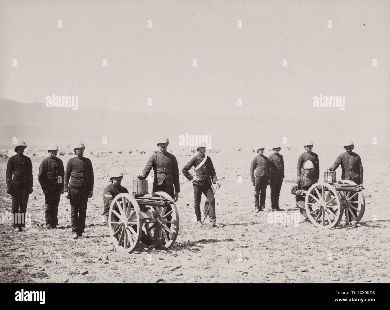 Foto d'epoca della seconda guerra anglo-afghana. Gatling Guns in azione. Afghanistan. 1879-1880 Foto Stock