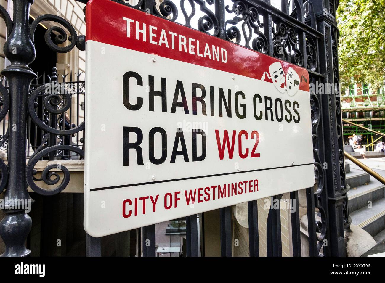 Cartello di London Street: Charing Cross Road, WC2 Foto Stock