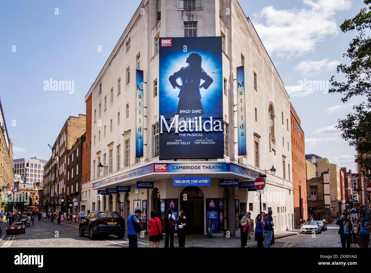 Matilda lo spettacolo teatrale musicale, Cambridge Theatre, Seven Dials, Covent Garden, Londra, REGNO UNITO Foto Stock
