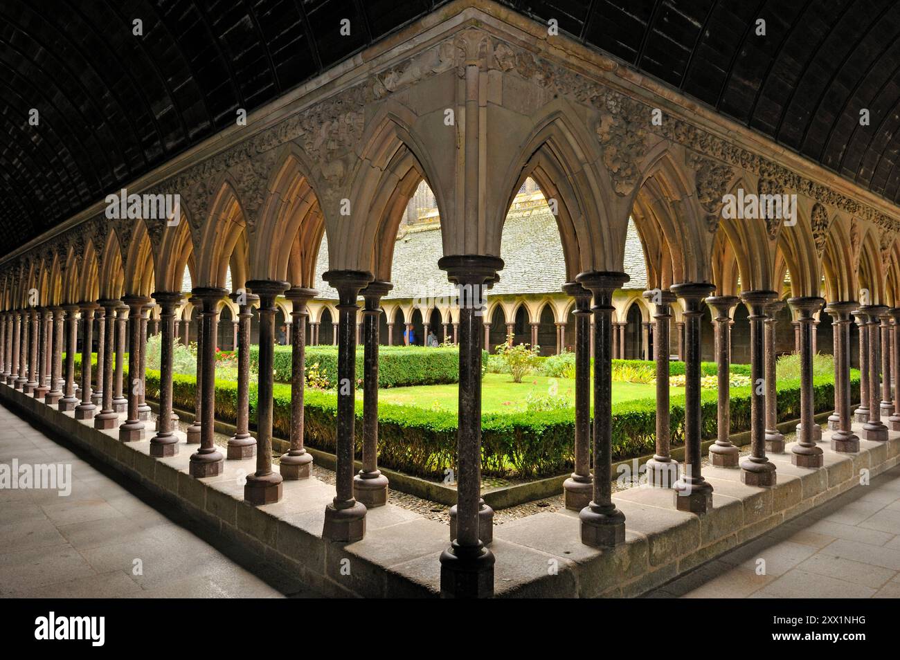 Chiostro dell'Abbazia di Mont Saint-Michel, sito patrimonio dell'umanità dell'UNESCO, dipartimento della Manche, regione della bassa Normandia, Francia, Europa Foto Stock