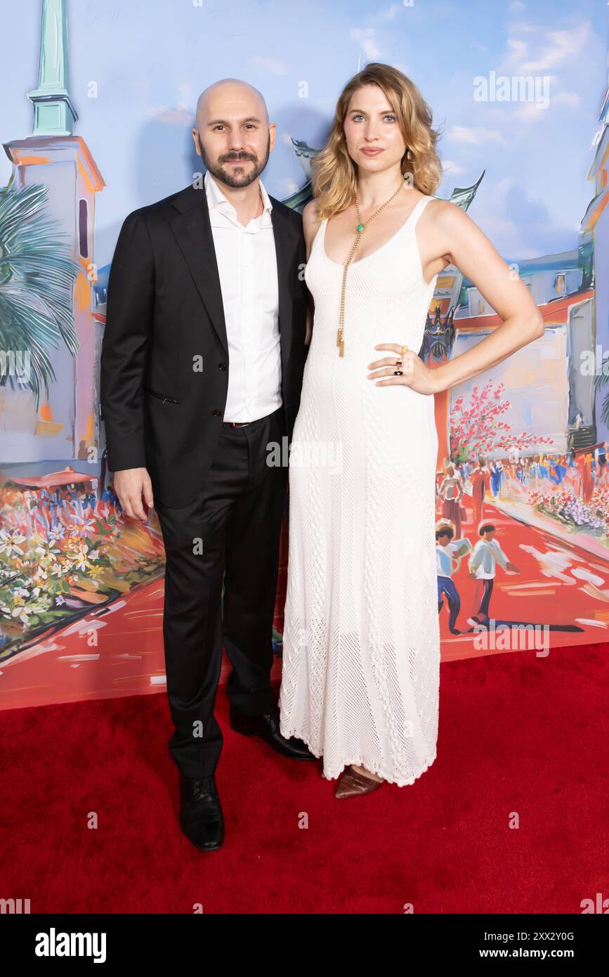 Los Angeles, Stati Uniti. 18 agosto 2024. Adam Elliot (L), Emily Kincaid (R) arrivano al 20° Annual HollyShorts Film Festival Awards Night Red Carpet all'Egyptian Theatre di Hollywood il 18 agosto 2024. Crediti: Vladimir Yazev/Alamy Live News Foto Stock