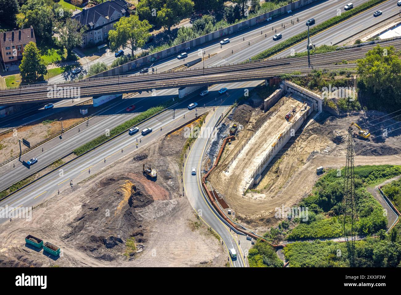 Luftbild, Großbaustelle Autobahnkreuz Herne, Autobahn A42 e Autobahn A43, Eisenbahnbrücke und Tunnelbau, Baukau-West, Herne, Ruhrgebiet, Nordrhein-Westfalen, Deutschland ACHTUNGxMINDESTHONORARx60xEURO *** Vista aerea, grande cantiere, svincolo autostradale Herne, autostrada A42 e autostrada A43, costruzione di ponti ferroviari e tunnel, Baukau West, Herne, zona della Ruhr, Renania settentrionale-Vestfalia, Germania ATTENTIONxMINDESTHONORARx60xEURO Foto Stock