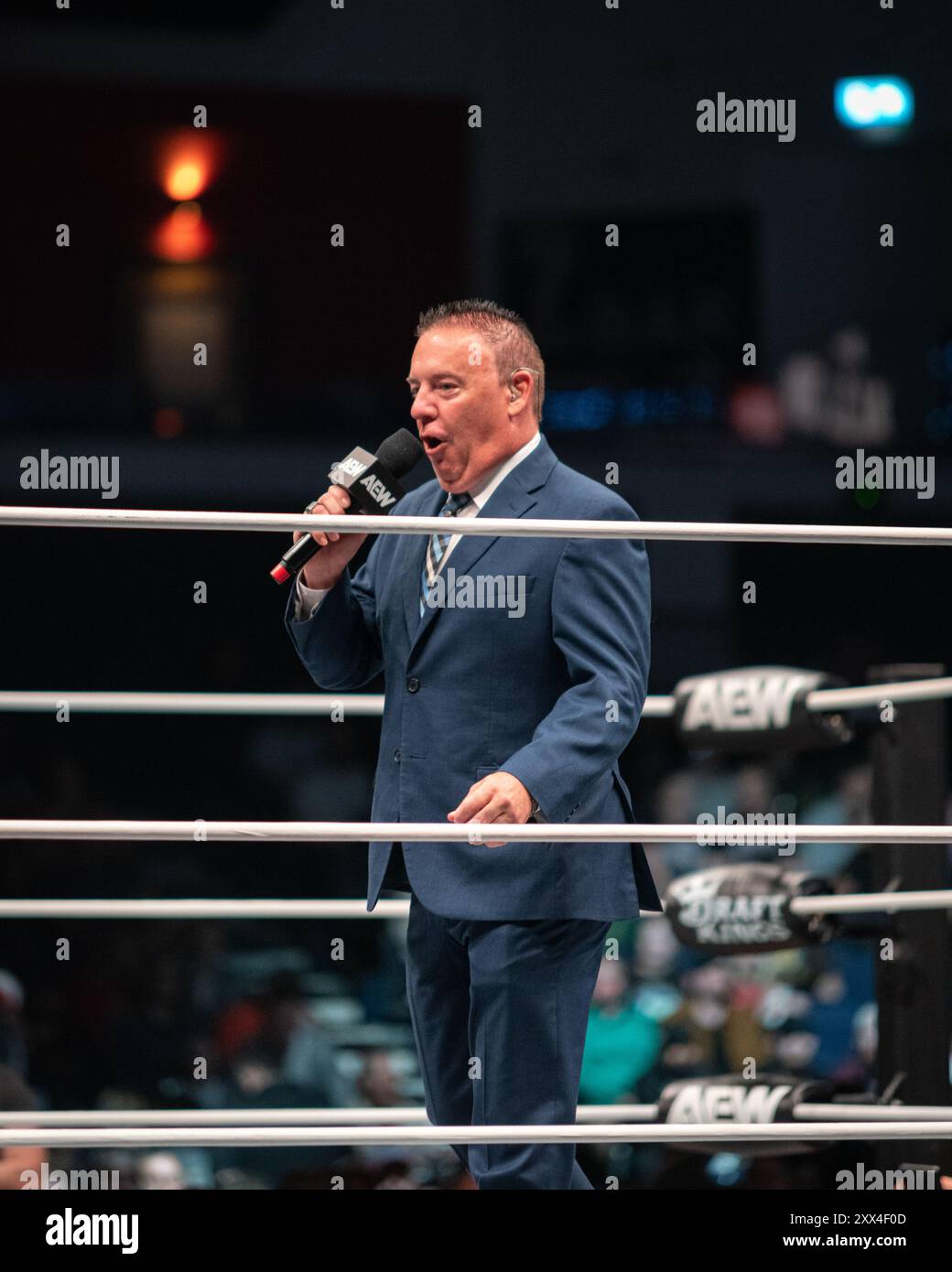 Cardiff, Regno Unito. 21 agosto 20214 AEW Dynamite (21 agosto 2024) è stata emanata dalla Utilita Arena di Cardiff, Galles. Lo show vide Bryan Danielson mostrare il suo spirito combattivo, Britt Baker che servì per vendicare Kamille in un contratto con Mercedes Moné, Chris Jericho che sconfisse Tommy Billington. Toni Storm sconfisse Saraya per mantenere il titolo e altri ancora in casa a All in. All Elite Wrestling all'Utilia Arena di Cardiff, Galles. Foto Stock
