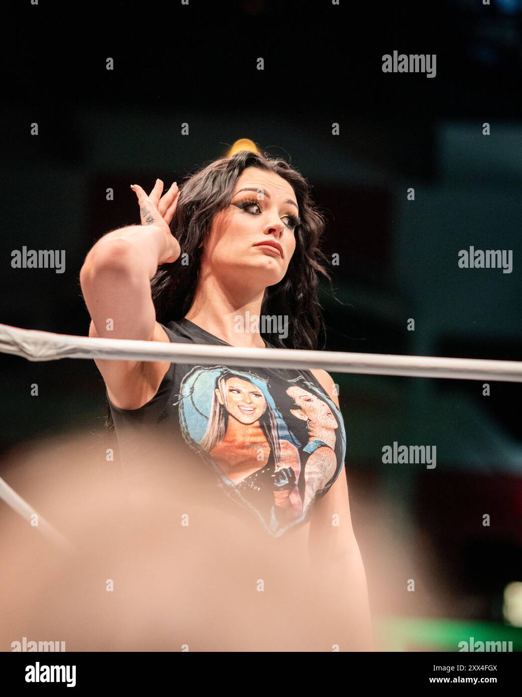 Cardiff, Regno Unito. 21 agosto 20214 AEW Dynamite (21 agosto 2024) è stata emanata dalla Utilita Arena di Cardiff, Galles. Lo show vide Bryan Danielson mostrare il suo spirito combattivo, Britt Baker che servì per vendicare Kamille in un contratto con Mercedes Moné, Chris Jericho che sconfisse Tommy Billington. Toni Storm sconfisse Saraya per mantenere il titolo e altri ancora in casa a All in. All Elite Wrestling all'Utilia Arena di Cardiff, Galles. Foto Stock