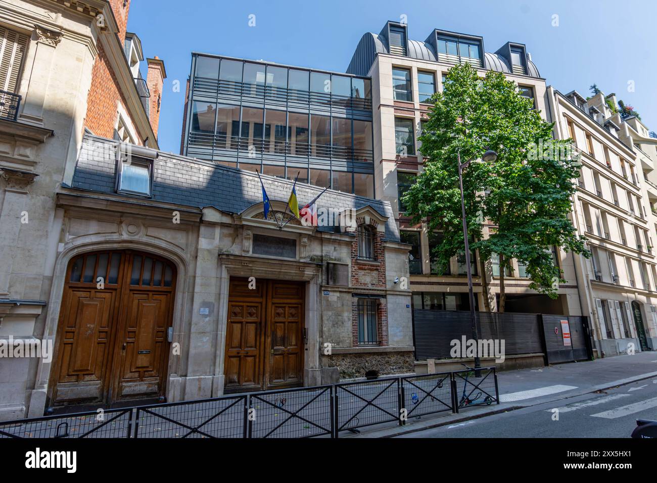 Ingresso all'Ecole Alsacienne. L'Ecole Alsacienne è un istituto educativo laico privato situato nel vi arrondissement di Parigi Foto Stock