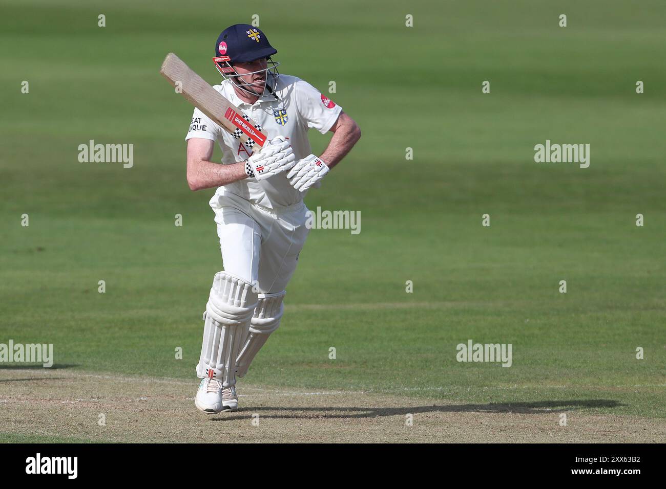 Durham ha battuto Ashton Turner durante il Vitality County Championship match tra il Durham County Cricket Club e il Nottinghamshire al Seat Unique Riverside, Chester le Street, giovedì 22 agosto 2024. (Foto: Mark Fletcher | mi News) crediti: MI News & Sport /Alamy Live News Foto Stock