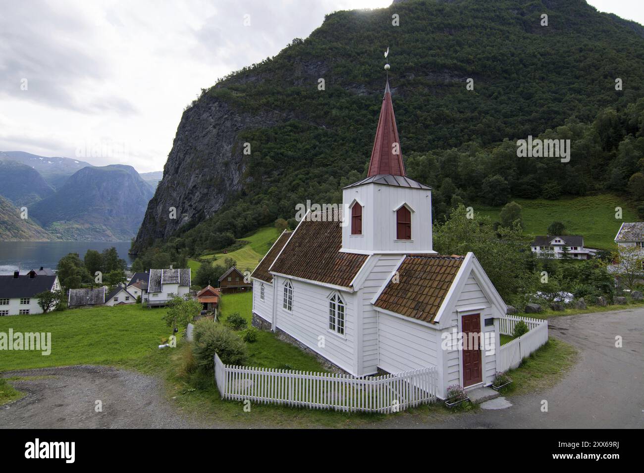 Undredal Stave Church, Sogn og Fjordane, Norvegia, Europa Foto Stock