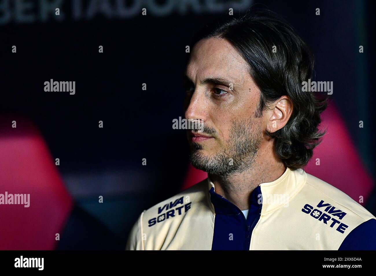 São Paulo (SP), 22/08/2024 - Soccer/São PAULO X NACIONAL (URU) - Luis Zubeldía da São Paulo - partita tra São PAULO X NACIONAL (URU), valida per la seconda tappa del 16 round della Copa Libertadores, di Libertadores, tenutasi allo Stadio MorumBis di São Paolo, la sera di questo giovedì 22. (Foto: Eduardo Carmim/Alamy Live News) Foto Stock