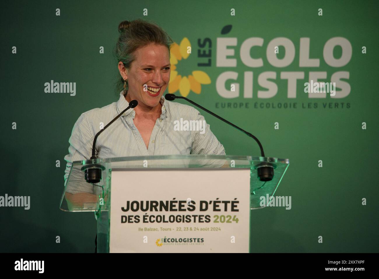 Tours, Francia. 22 agosto 2024. Nouveau Front Populaire (nuovo fronte Popolare) NPF candidato alla coalizione di sinistra per il primo ministro ed economista, Lucie Castets durante le "Giornate estive" del partito politico francese Les Ecologistes-EELV a Tours, Francia occidentale, il 22 agosto 2024. Foto di Pierrick Villette/ABACAPRESS. COM credito: Abaca Press/Alamy Live News Foto Stock