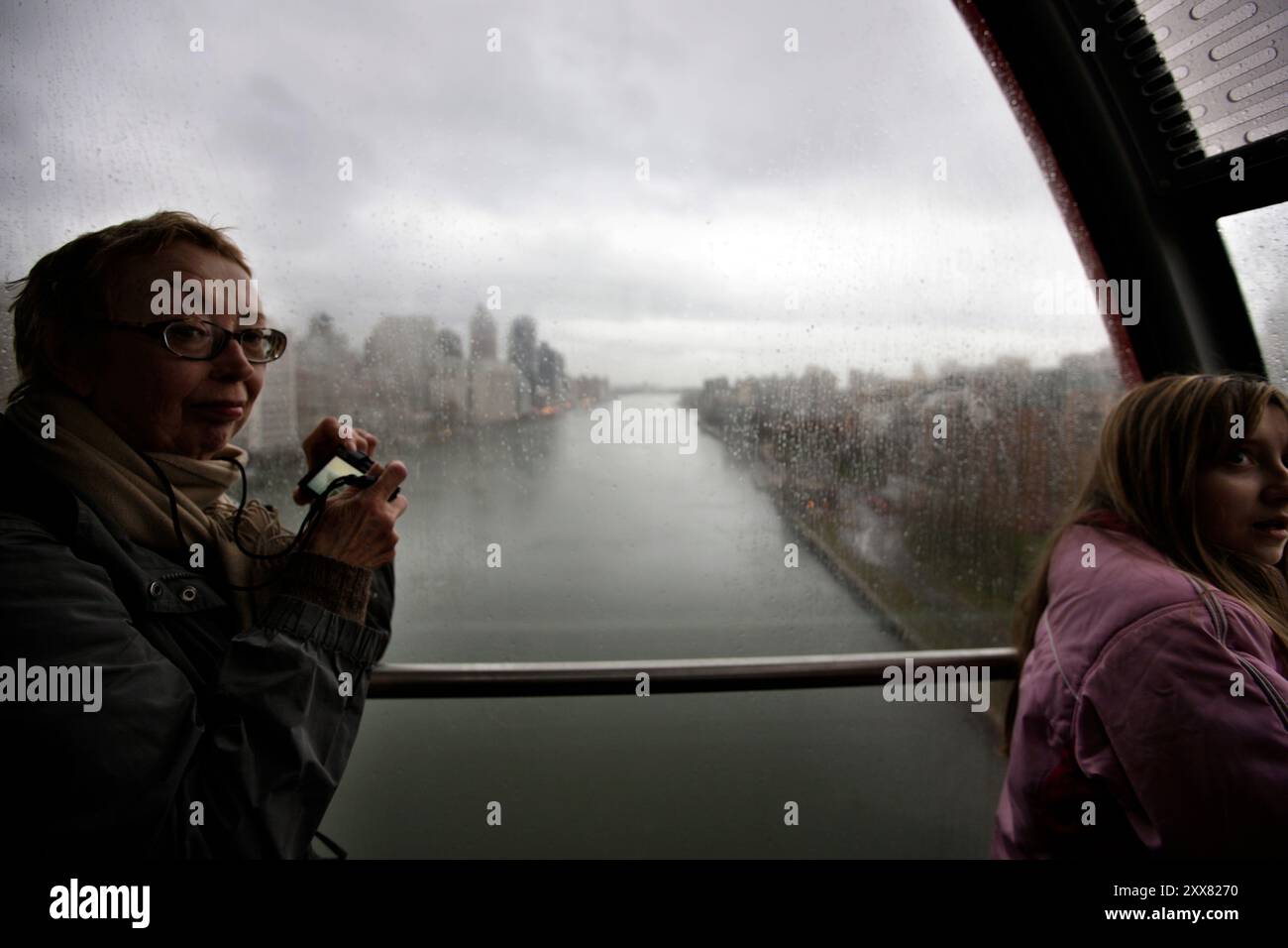 Roosevelt Island, un anacronismo a New York, è stato gestito dallo stato negli ultimi 35 anni. Ora l'esperimento sociale si sta aprendo alla privatizzazione. Foto Stock