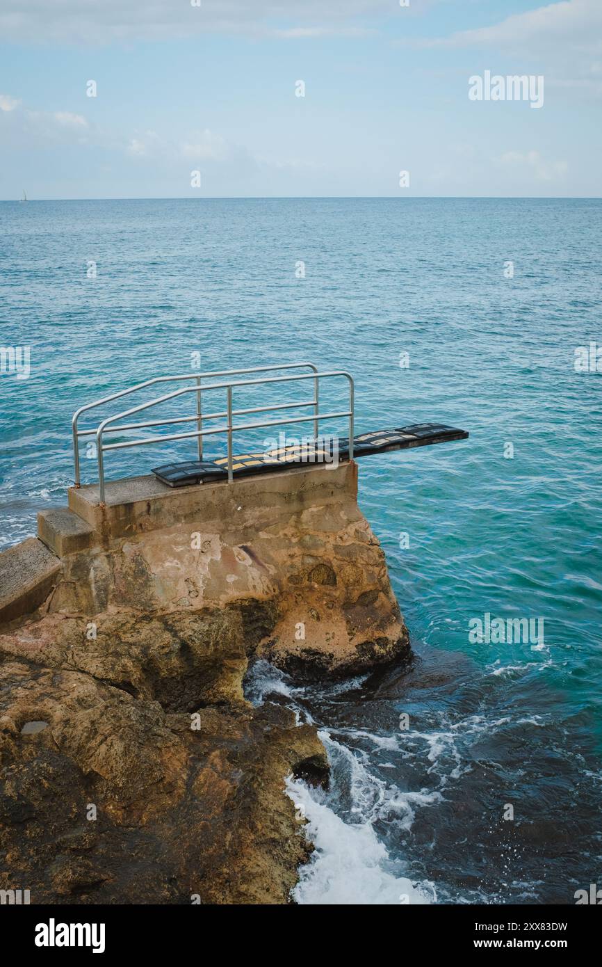 Una tavola primaverile nell'oceano, Mallorca. Foto Stock