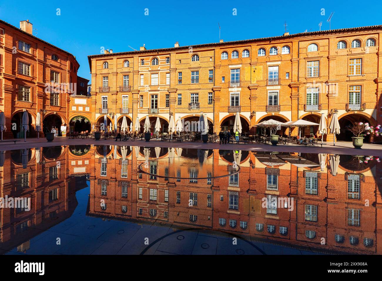 Francia, Tarn e Garonna, Montauban, Place Nationale, Les Arcades Foto Stock