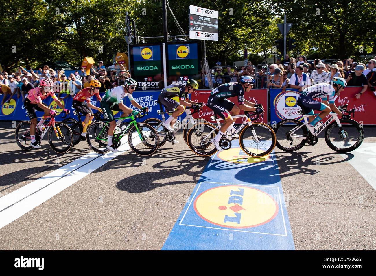 GER, Deutschland Tour 2024, 23.08.2024 Radsport, 2.Etappe Ziel Schwaebisch Gmuend Letzte Runde foto: Eibner-Pressefoto/Roger Buerke Foto Stock