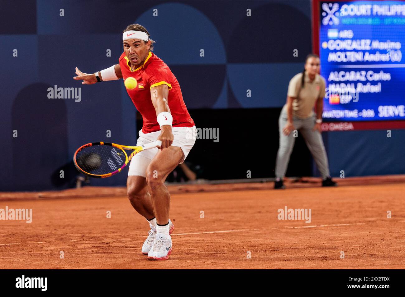 Fra, Paris, Olympischen Games Paris 2024, Roland Garros - Corte Philippe-Chatrier, Gonzalez / Molteni vs. Alcaraz / Nadal, 27 luglio 2024, tennis - uomini, doppio, primo round Rafael Nadal (spagna) crediti: HMB Media/Steffie Wunderl/Alamy Archival Foto Stock