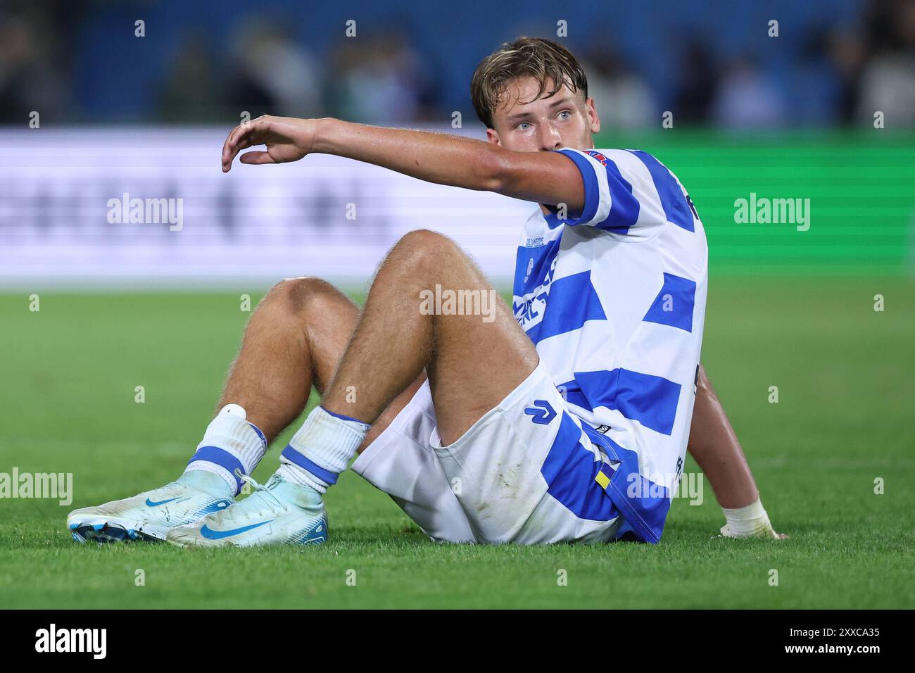 Doetinchem, Paesi Bassi. 23 agosto 2024. DOETINCHEM, PAESI BASSI - 23 AGOSTO: Jesse van de Haar di De Graafschap sembra essere respinto dopo la partita durante l'olandese Keuken Kampioen Divisie match tra De Graafschap e Jong FC Utrecht allo Stadion De Vijverberg il 23 agosto 2024 a Doetinchem, Paesi Bassi. (Foto di Ben Gal/Orange Pictures) credito: Orange Pics BV/Alamy Live News Foto Stock