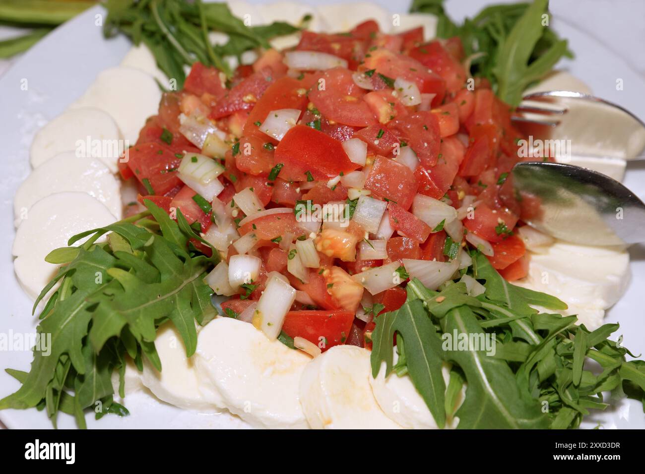 Insalata di pomodoro con mozzarella Foto Stock