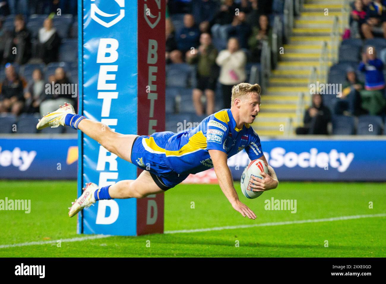 Lachie Miller ( 1 ) dei Leeds Rhinos va a provare Foto Stock