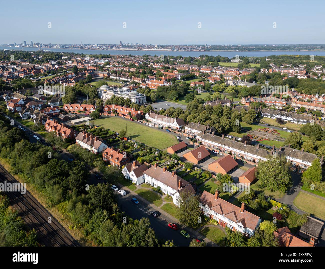 Veduta aerea del villaggio di Port Sunlight a Wirral, Merseyside, Inghilterra Foto Stock