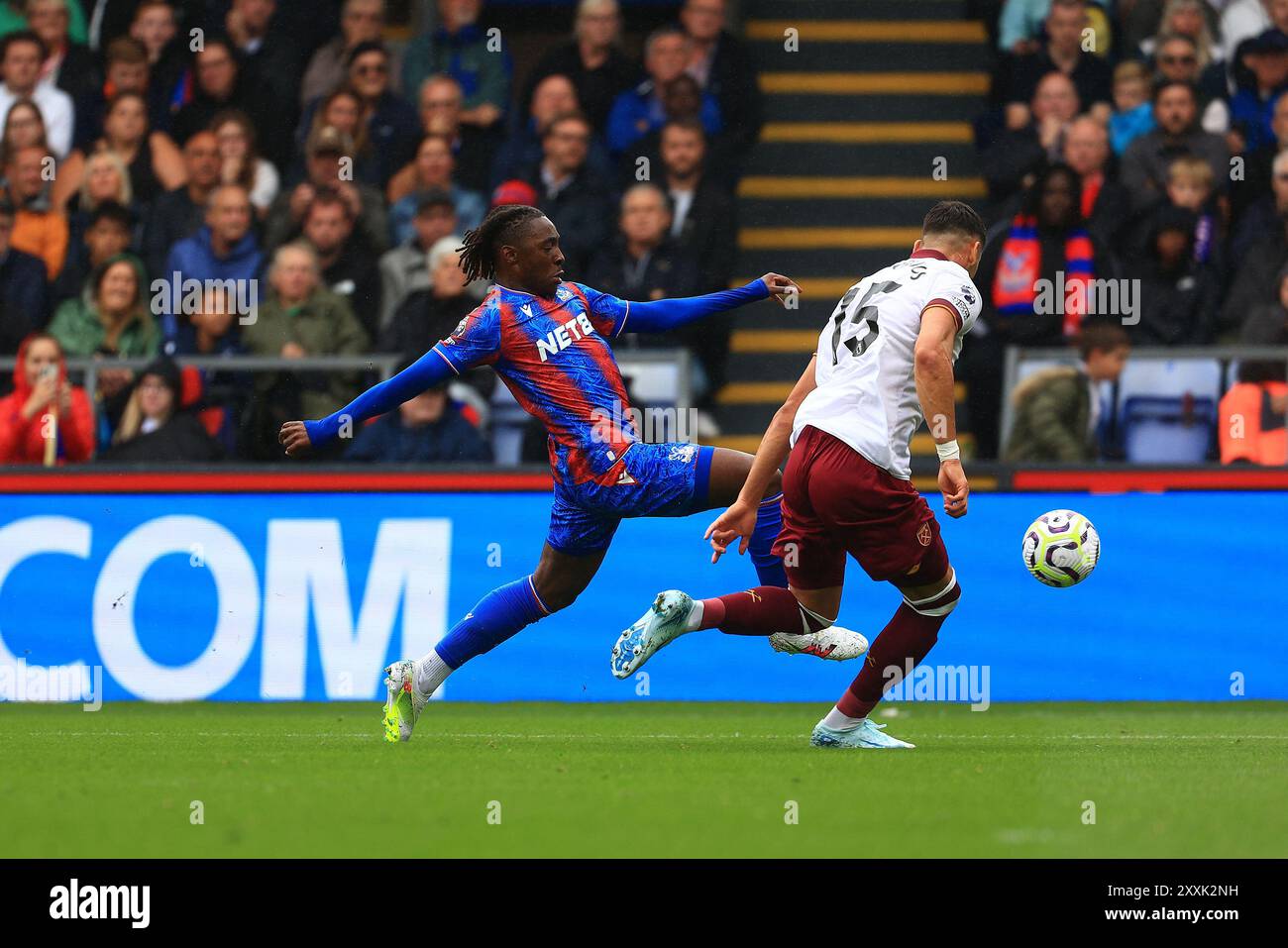 Londra, Regno Unito. 22 agosto 2024. Eberechi Eze (10) di Crystal Palace durante la partita tra Crystal Palace FC e West Ham United FC English Premier League al Selhurst Park, Londra, Inghilterra, Regno Unito il 24 agosto 2024 Credit: Every Second Media/Alamy Live News Foto Stock