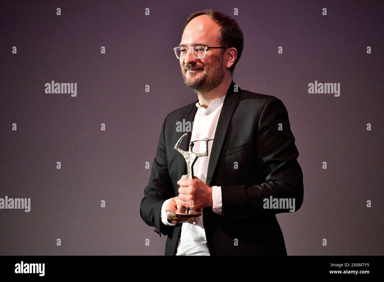 Radek Wegrzyn bei der 66. Verleihung vom Ernst-Lubitsch-Preis 2024 im Zoo Palast. Berlino, 25.08.2024 *** Radek Wegrzyn alla cerimonia di premiazione 66 del Premio Ernst Lubitsch 2024 allo Zoo Palast di Berlino, 25 08 2024 foto:Xn.xKubelkax/xFuturexImagex lubitsch_preis2024_0097 Foto Stock