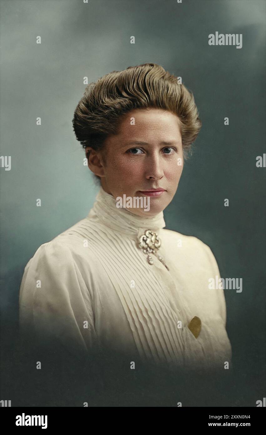 Ritratto della fisiologa danese Marie Krogh, nata Birte Marie Jørgensen. Anno: Circa 1910. Circa 36 anni. Fotografato da Albert Christian Ludvig Max Schou. Foto Stock